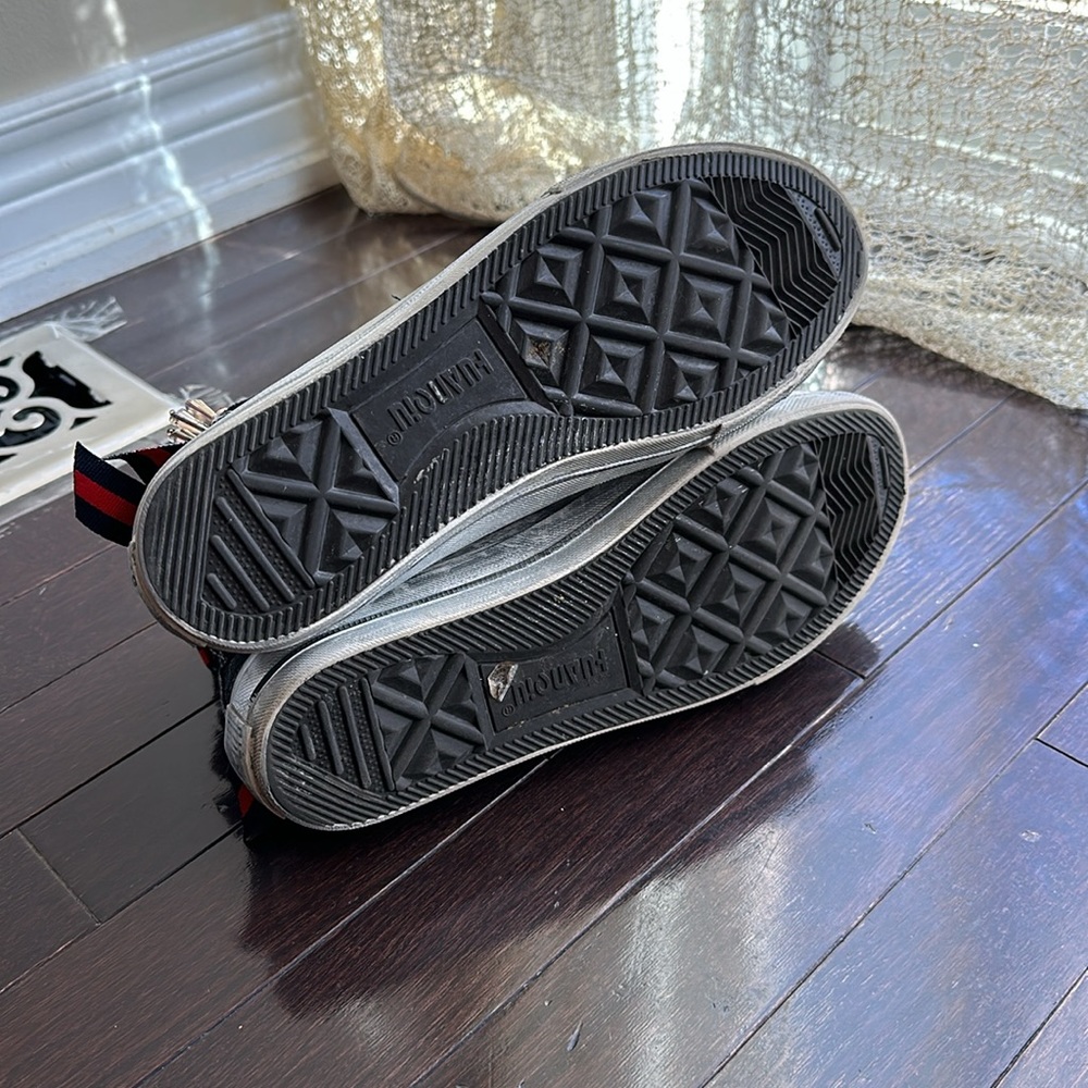 B2 shoes - Picture 4 of 8